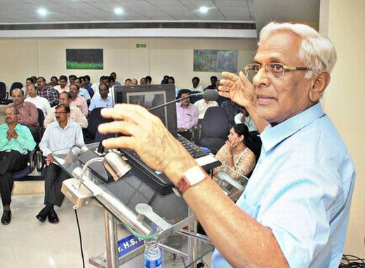 ‘Lecturers should instil confidence in students’ 